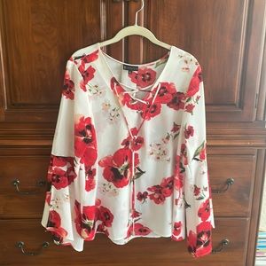 Bobeau red floral blouse - M